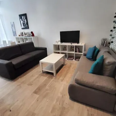 Grand Volume Calme Centre-ville Tan1 * Cambrai